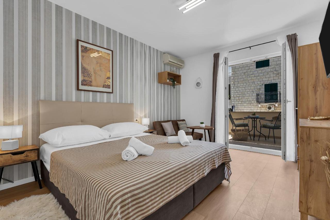 Rafael Apartment Makarska