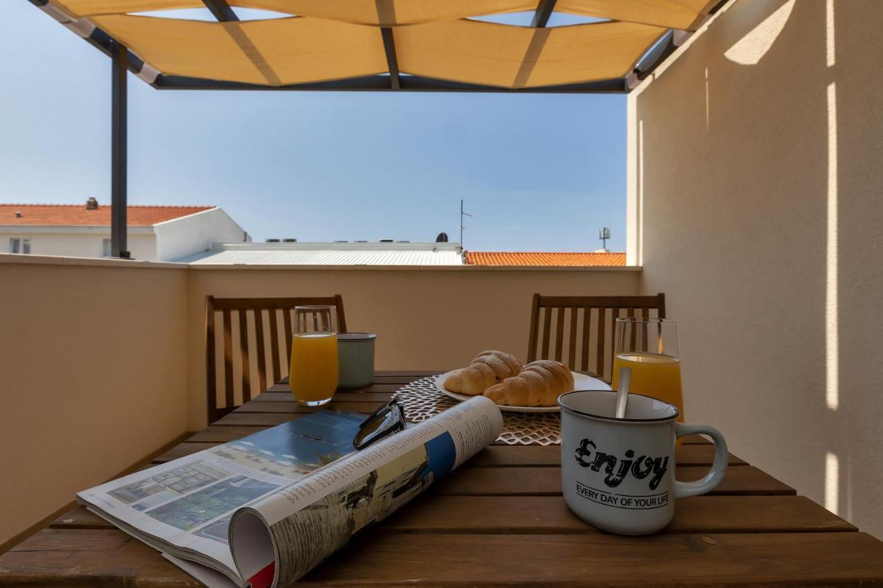 Rafael Apartment