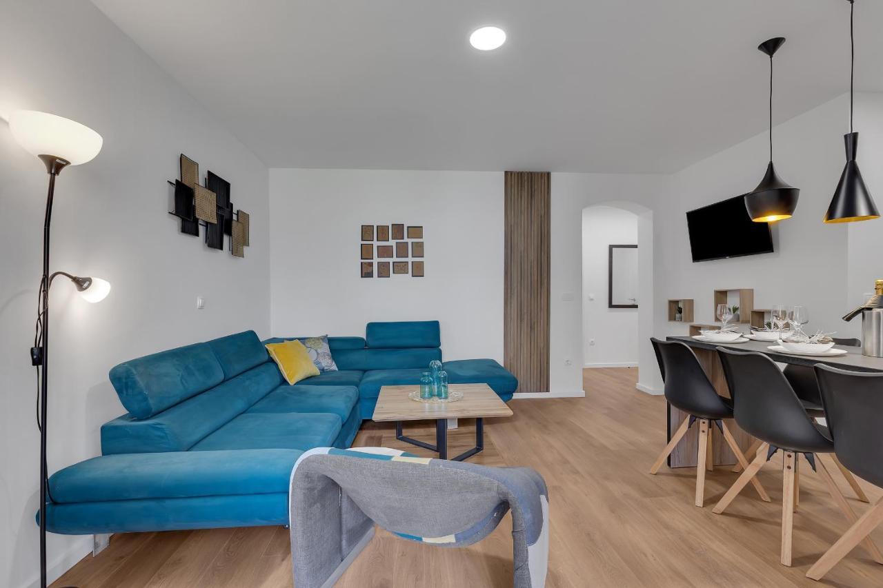Apartment Rafael Makarska